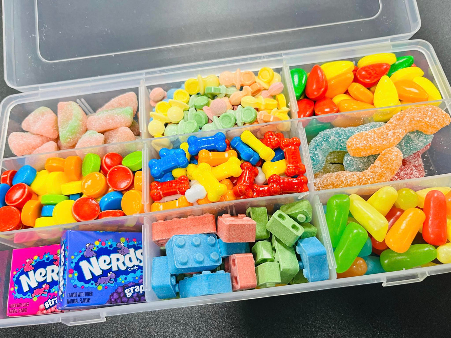 Prefilled Kids American Snack Pick N Mix Sweet Travel Movie Box Snackle Tray